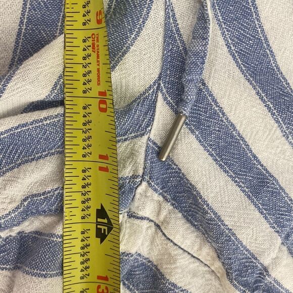 ❤️Last Chance GAP striped white & blue linen blend high rise short size L - Picture 9 of 10